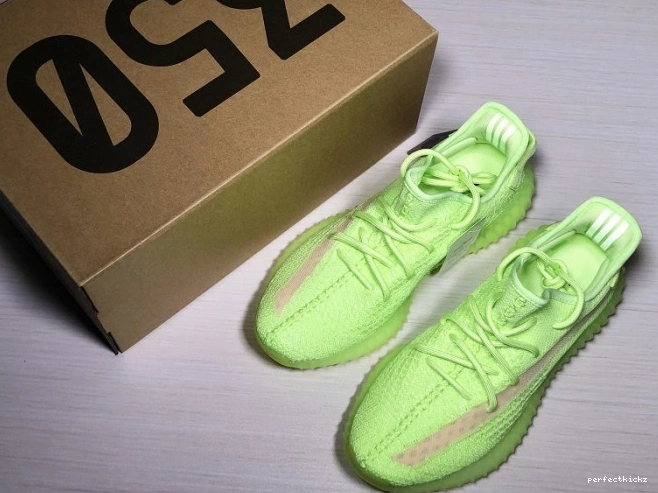 EG5293 350 in Yeezy Dark Boost Adidas V2 the Glow 0717